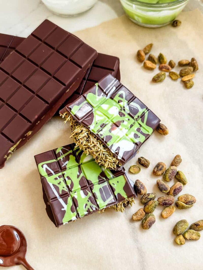 Pistachio Kunafa Chocolate Bar (Small)